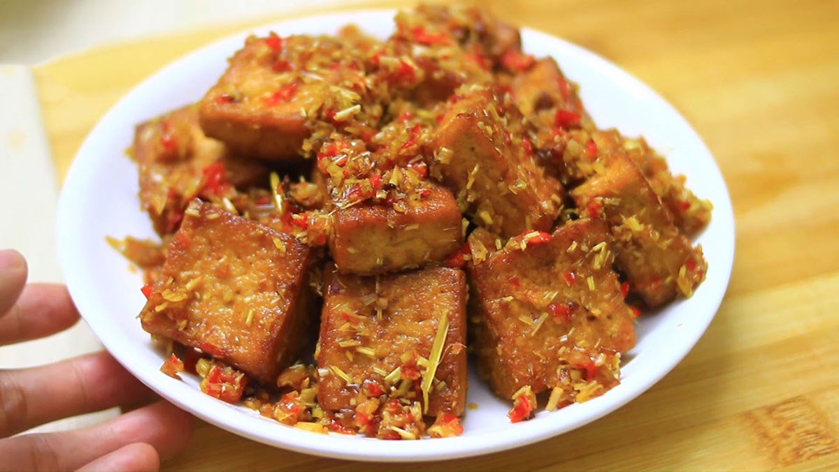 Đậu hủ kho sả ớt